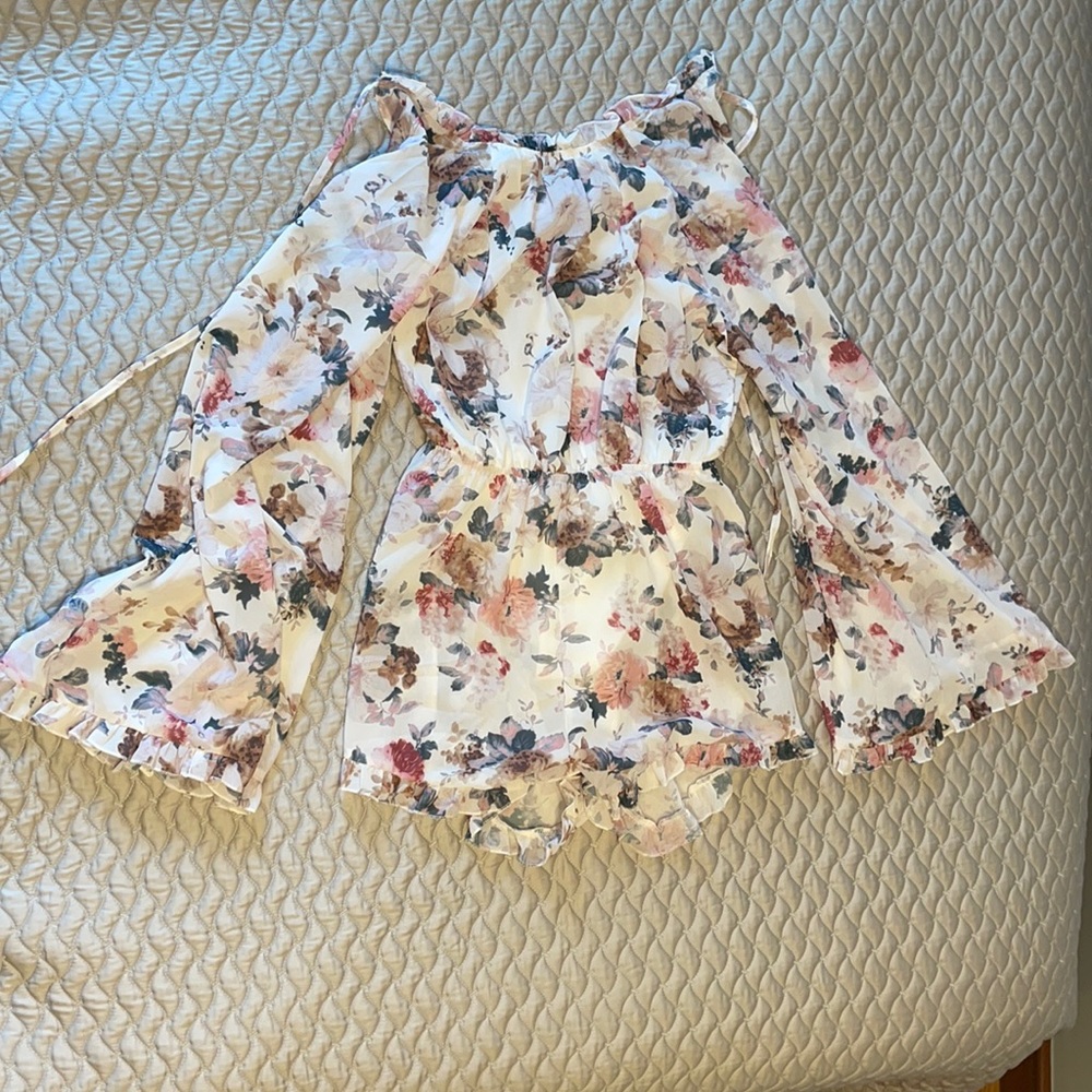 Floral backless boho romper